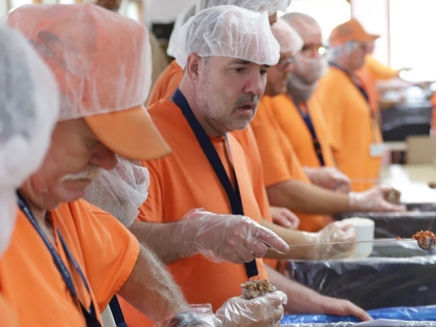 Oklahoma Inmates Help Pack 150,000 Meals For Children Overseas