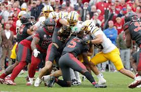 OU and missouri football players