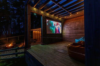 glamping in wales with hot tub (13).jpg