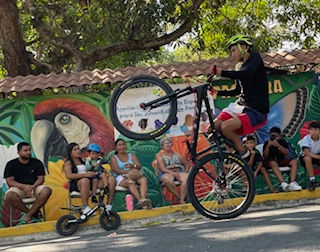 Creando espacios seguros para el talento joven: Torneo de Stunt en Paquera