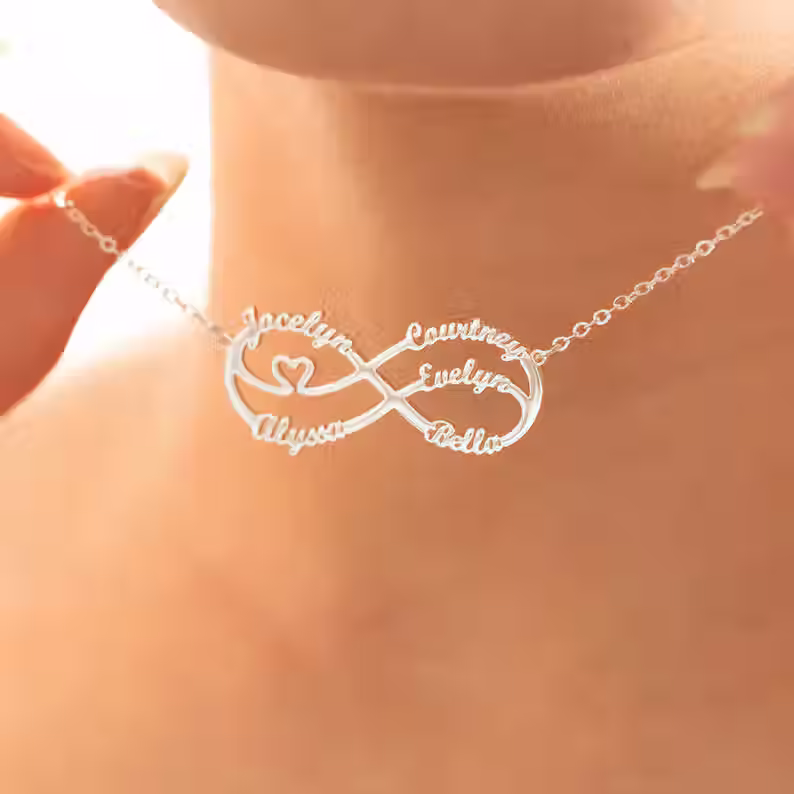 Collier Bloom