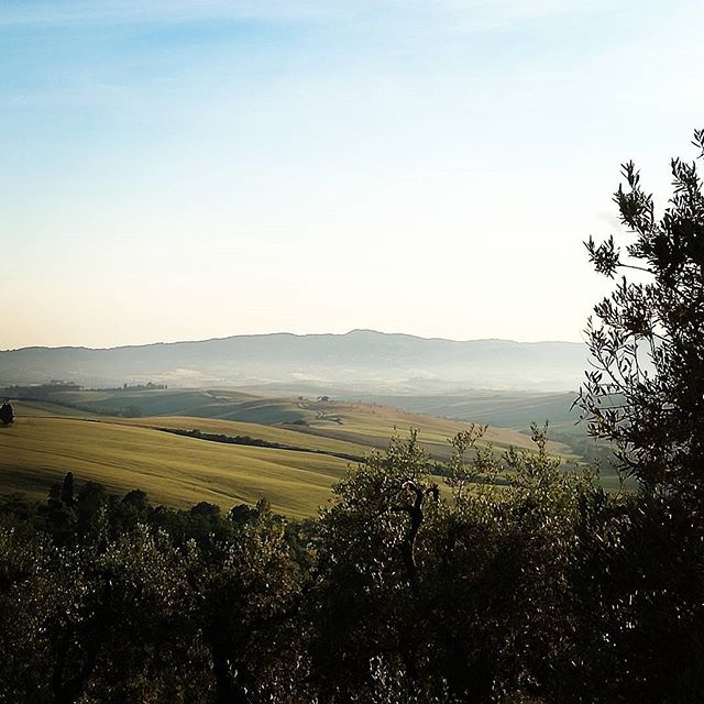 Living in a #postcard _The view from the #drive