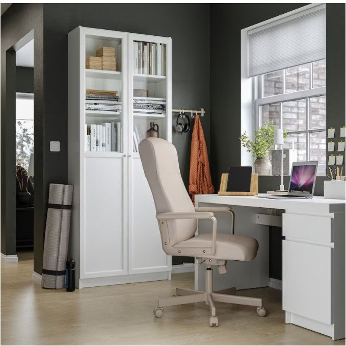 Thumbnail: MILLBERGET Swivel chair, Murum beige