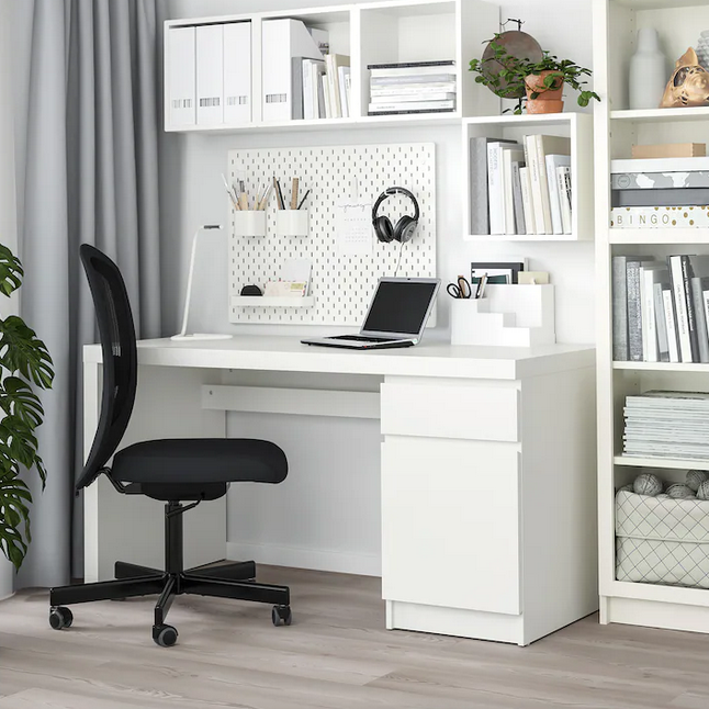 Thumbnail: MALM Desk, white, 55 1/8x25 5/8”