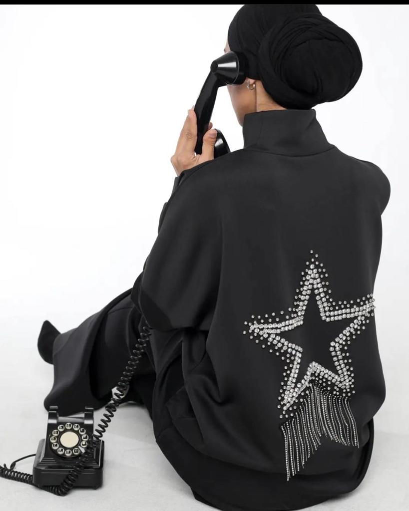 Küçük resim: Schuba çakma taş detaylı sweat