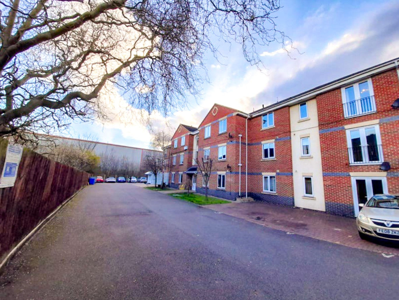 Jackdaw Close - 2 Bed Apartment
