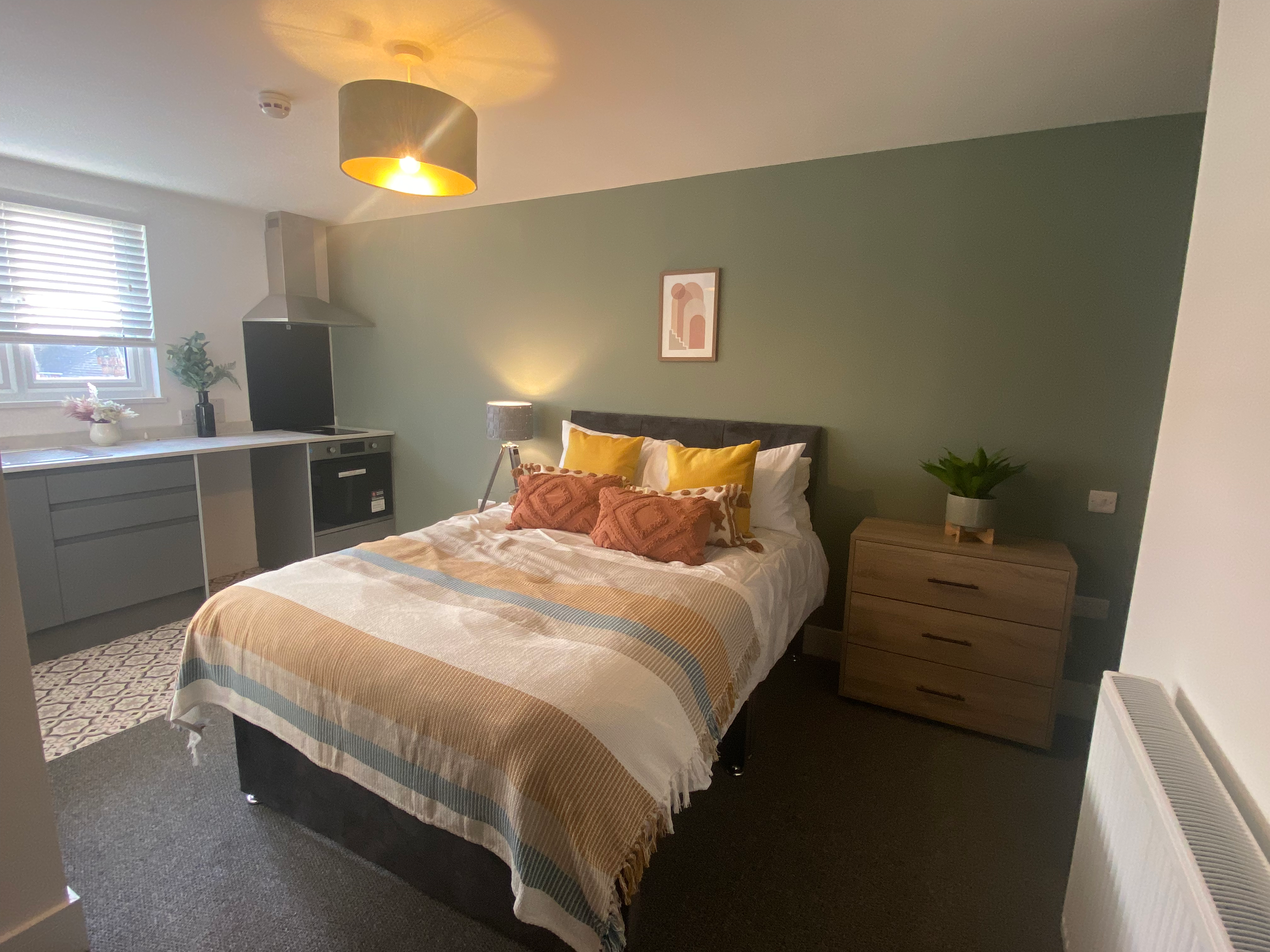 Rm 6, 477 Baker Street