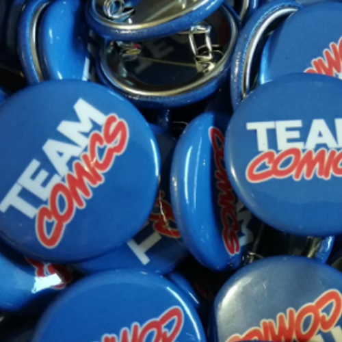 "Team Comics" Pin