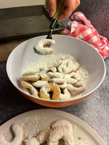 Weihnachtskekse backen