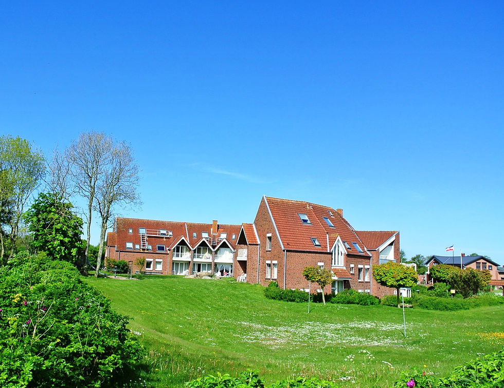 Große Gartenanlage Volleyballfeld