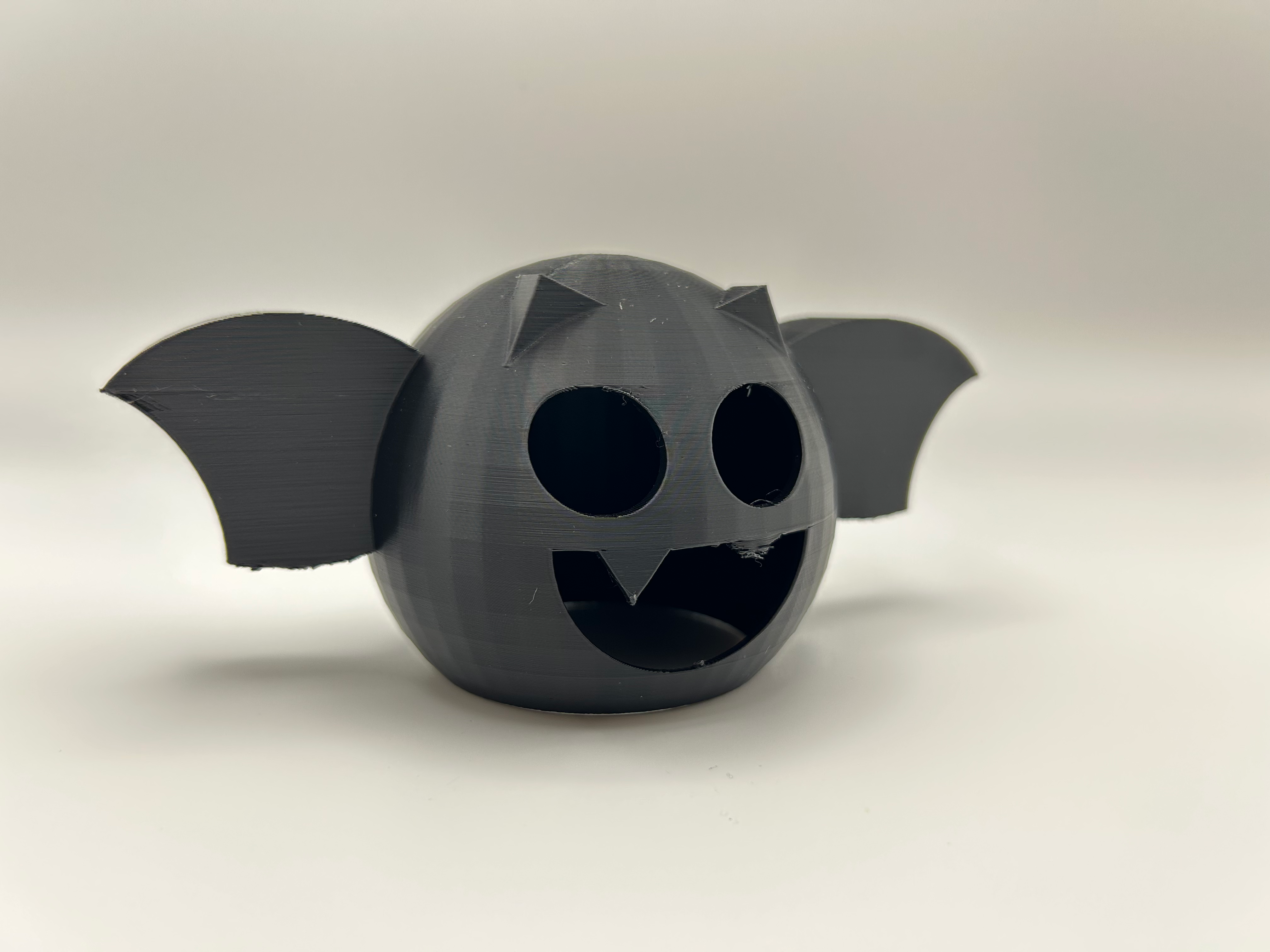 Bat for tea light