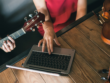 8 Reasons Why Everyone Should Learn to Play Musical Instruments