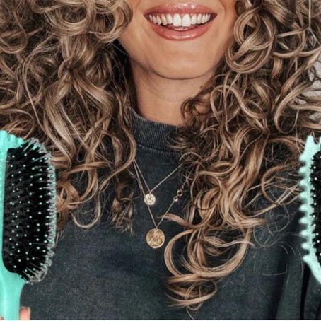 What's the Difference Between the Bounce Curl Styling Brush and Volume Brush?