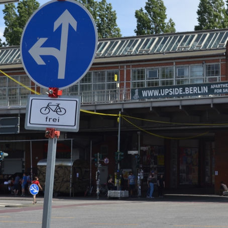 Berlin Kiosk Blues On A Holiday