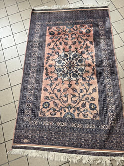 Grosse Auswahl an Orient Teppiche