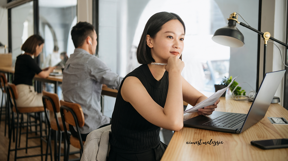 co working space, asian girl
