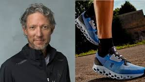 Olivier Bernhard, cofundador da marca suíça de tênis On, ao lado de um close-up de um tênis azul da marca com tecnologia CloudTec®.