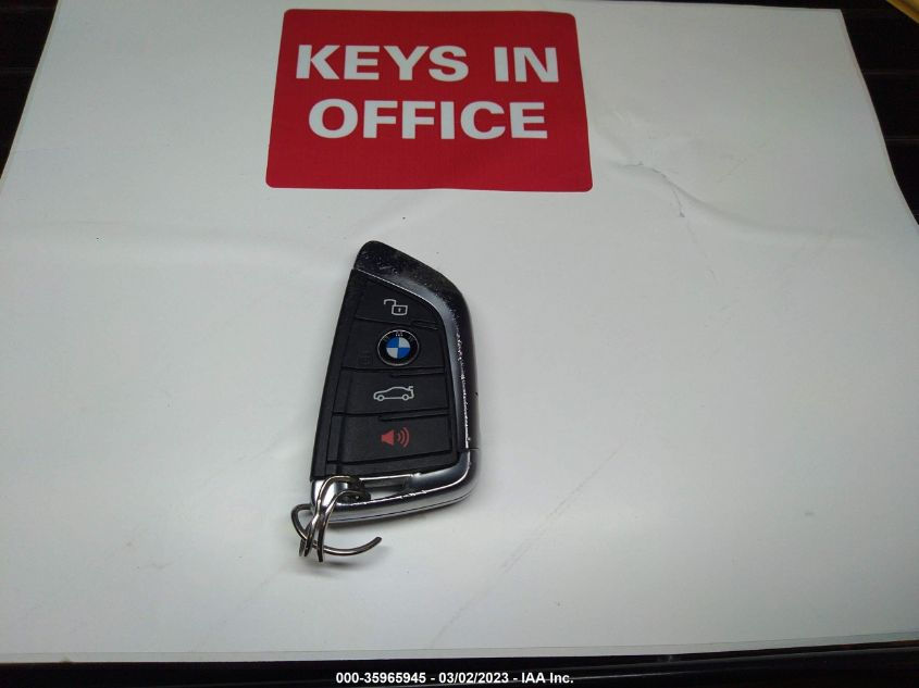 Thumbnail: BMW X4 M 2022 Gray VIN: 5YM23EC06N9K12548