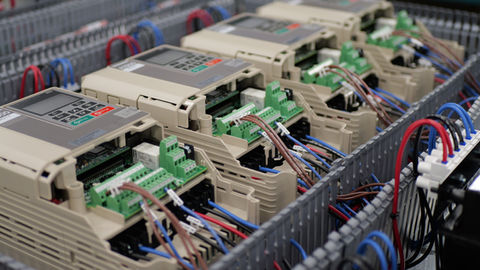 Panneau de contrôle électrique EBI avec variateur de vitesse industriel