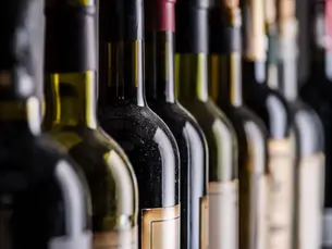 Wine Pairing Basics: What Works with Southern Coastal Cuisine