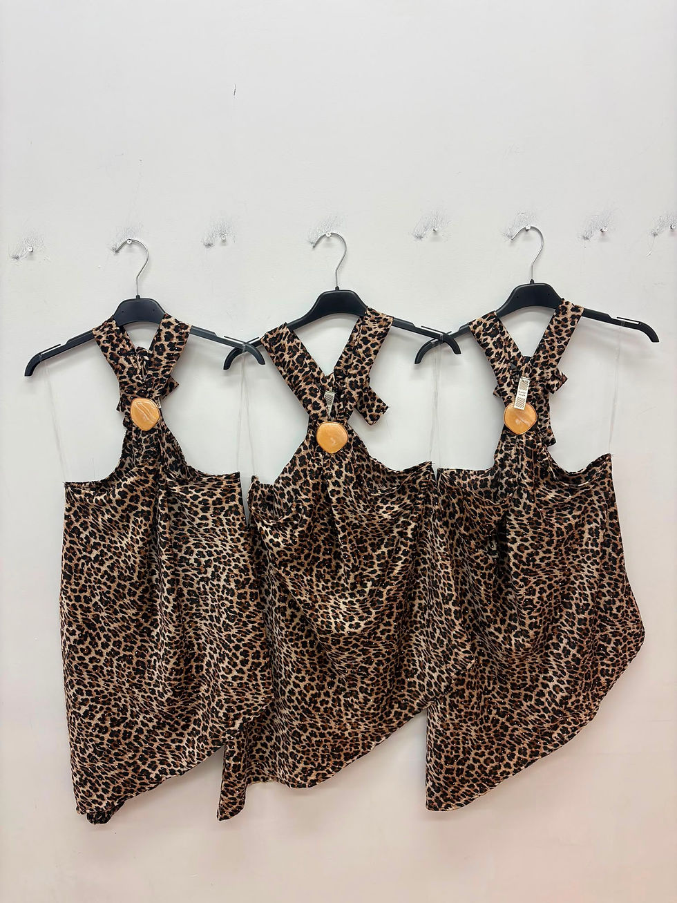 Thumbnail: Leopard Print Halterneck Top