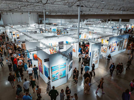 Tigo Ayres expõe na Spectrum Miami 2025 durante a Art Basel Week