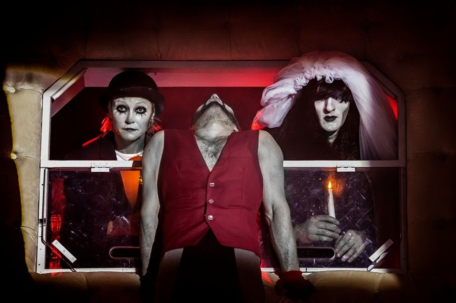 Анонс "Идиота" ярко демонстрирует чёрную клоунаду