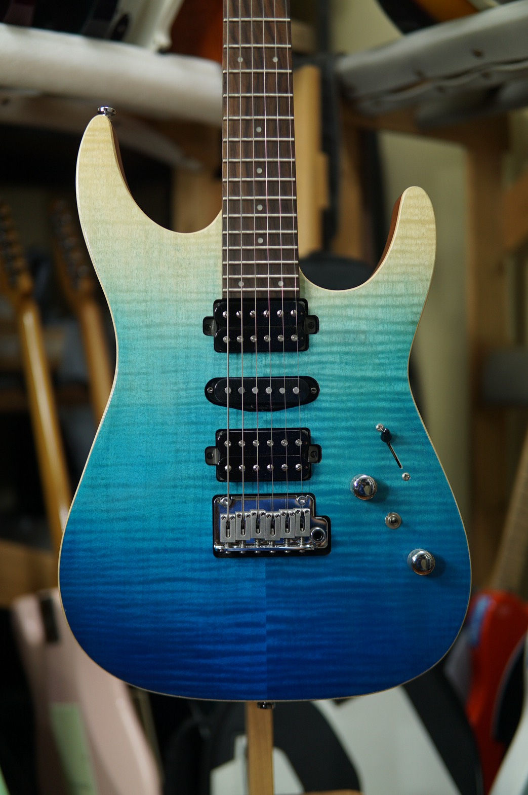 Livingston FH-8000 Flame Blue Fade