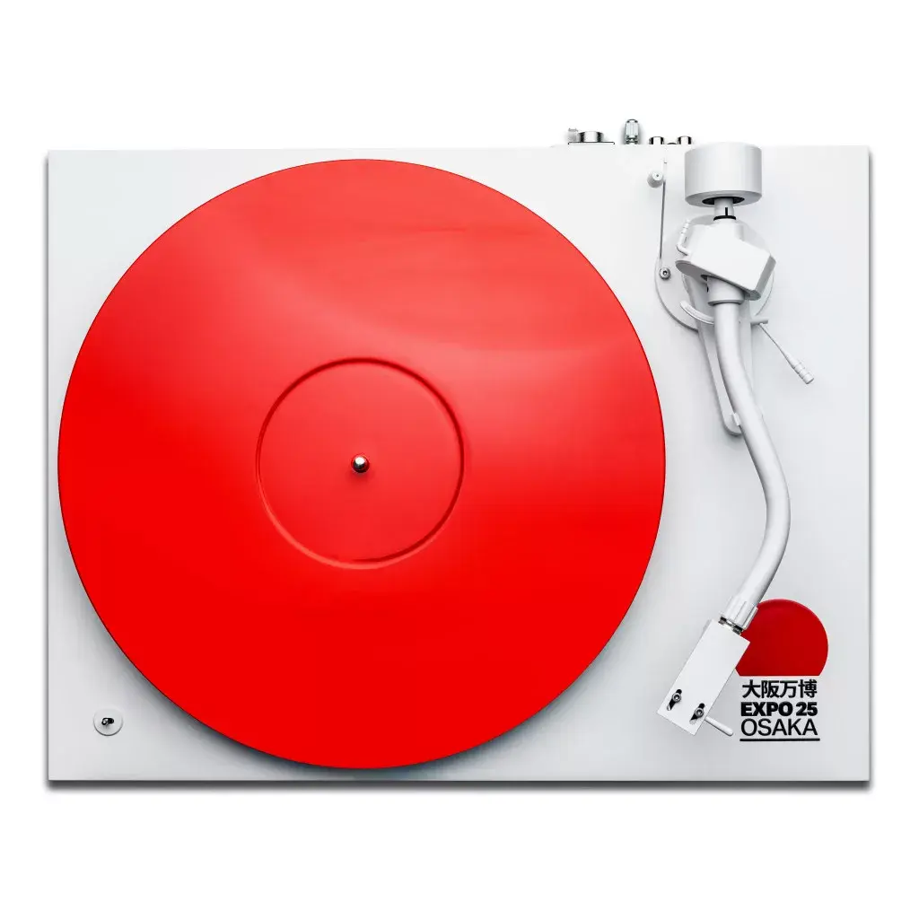 Pro-Ject Debut PRO S Balanced EXPO 2025 Japán Edition - lemezjátszó S karral