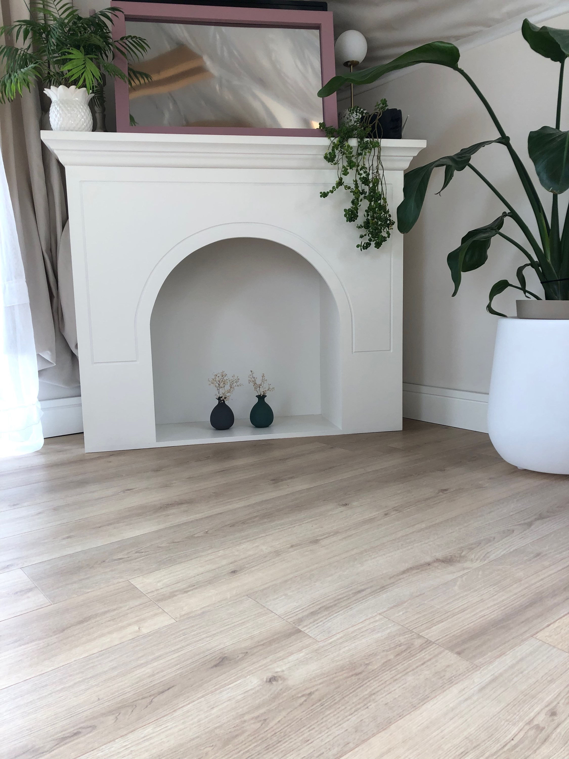 Wysokiej jakości portal kominkowy z łukiem. Konsola kominkowa art deco, hampton,