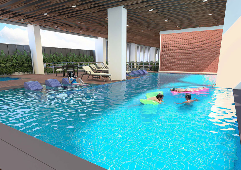 Swimming Pool and Pool Lounge