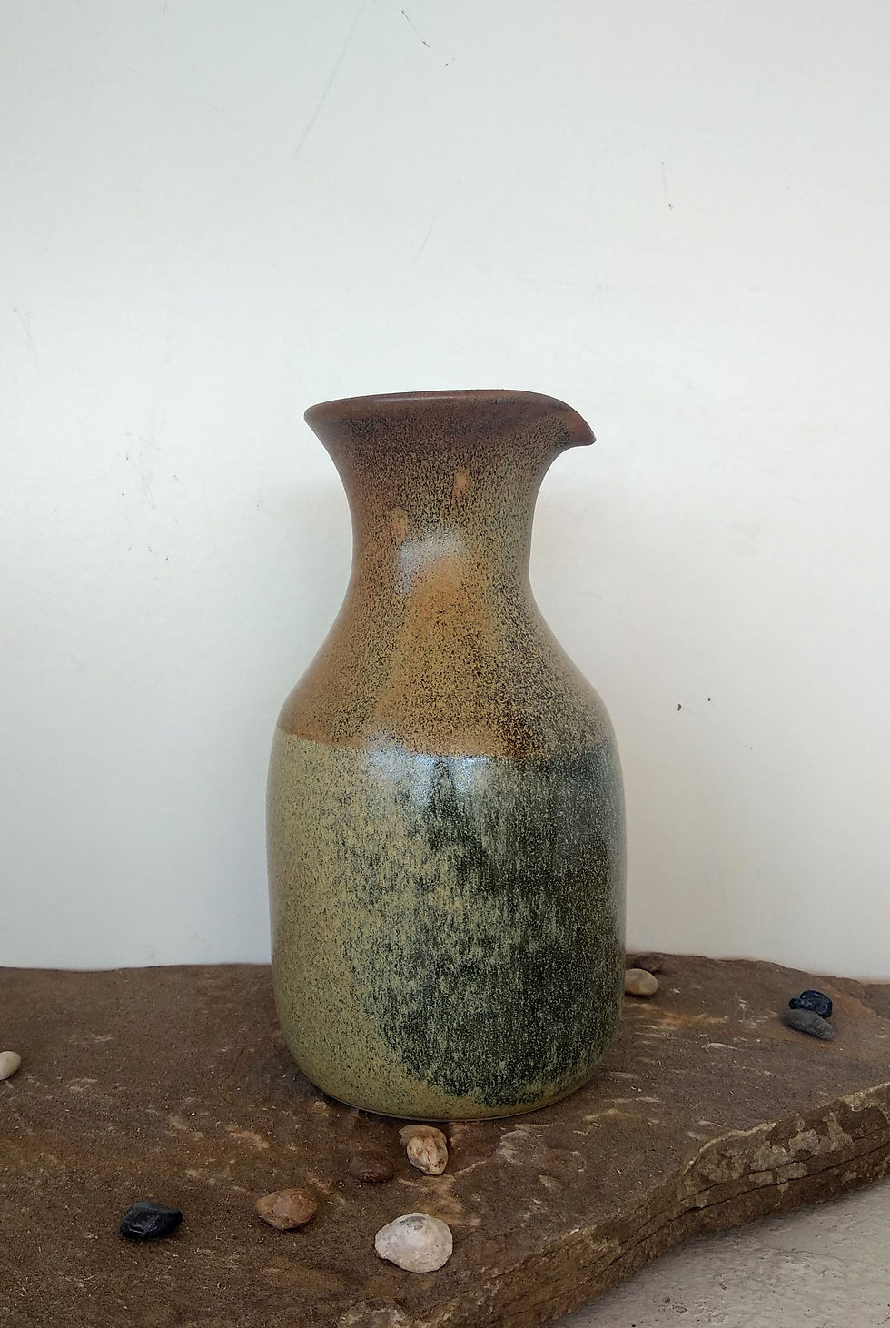 Thumbnail: Jug without handle - L