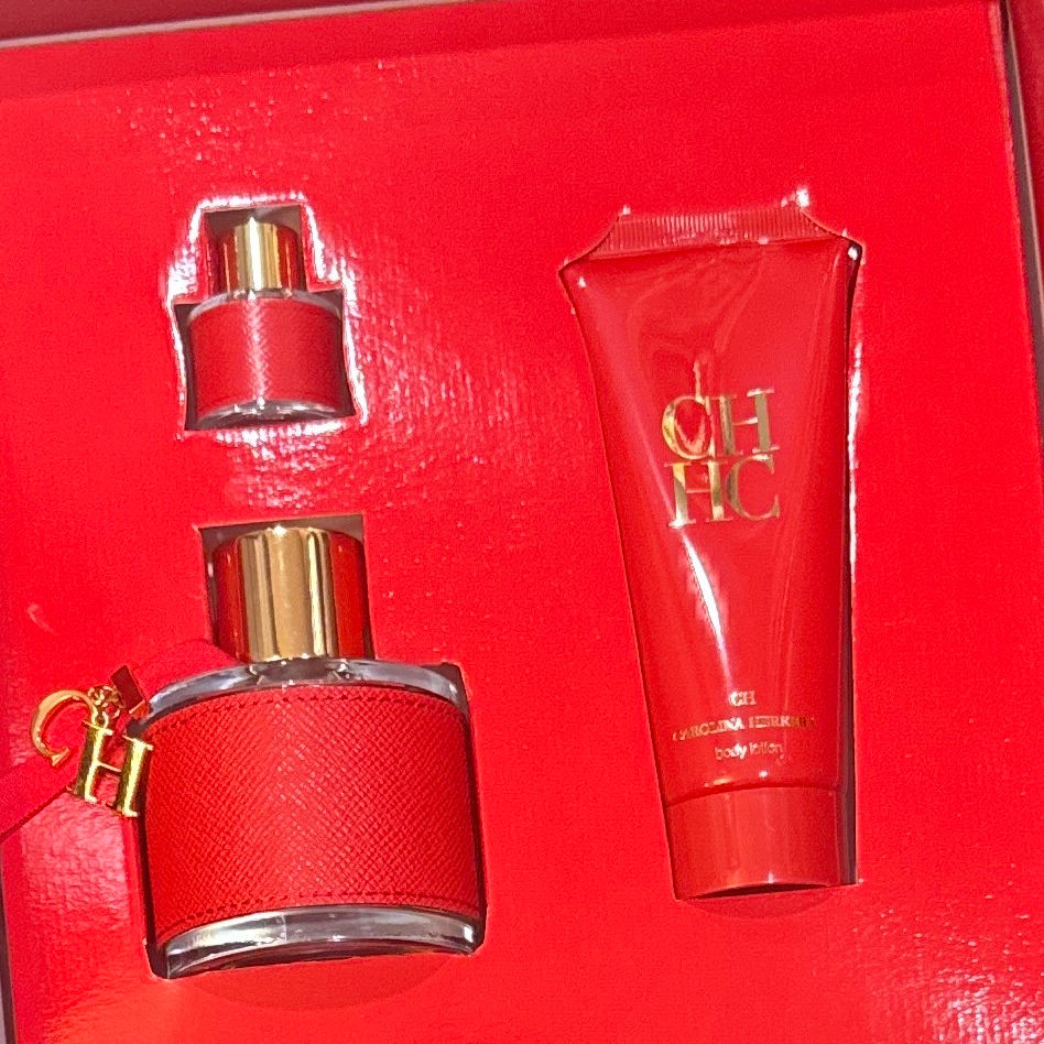 Carolina Herrera Ch para mujeres. Eau de Toilette