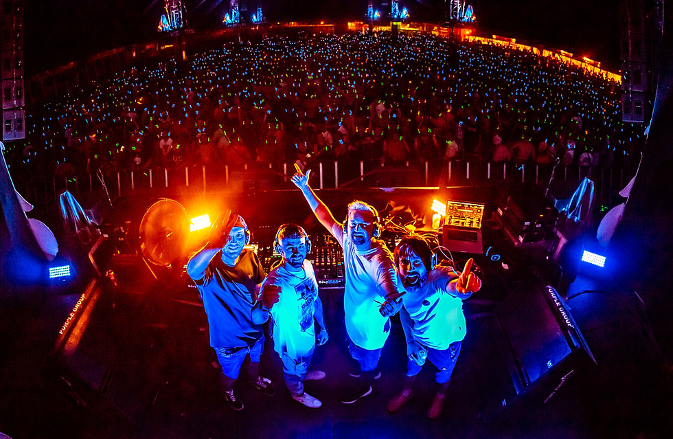 RGB Silent Disco op Dominator festival