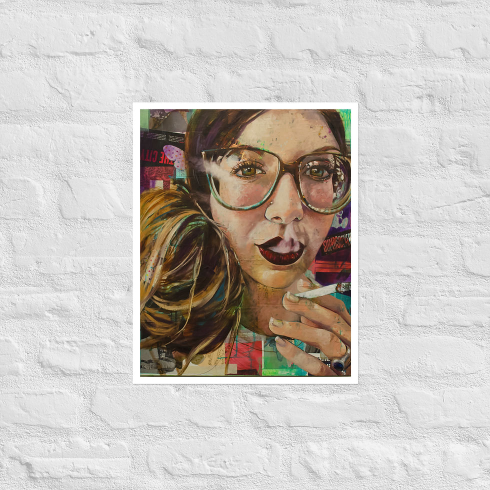 Thumbnail: Paper reproduction of a woman with glasses smoking