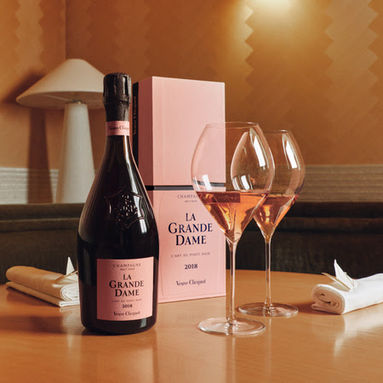 LA GRANDE DAME ROSÉ 2018,UMA HOMENAGEM À OUSADIA DE MADAME CLICQUOT