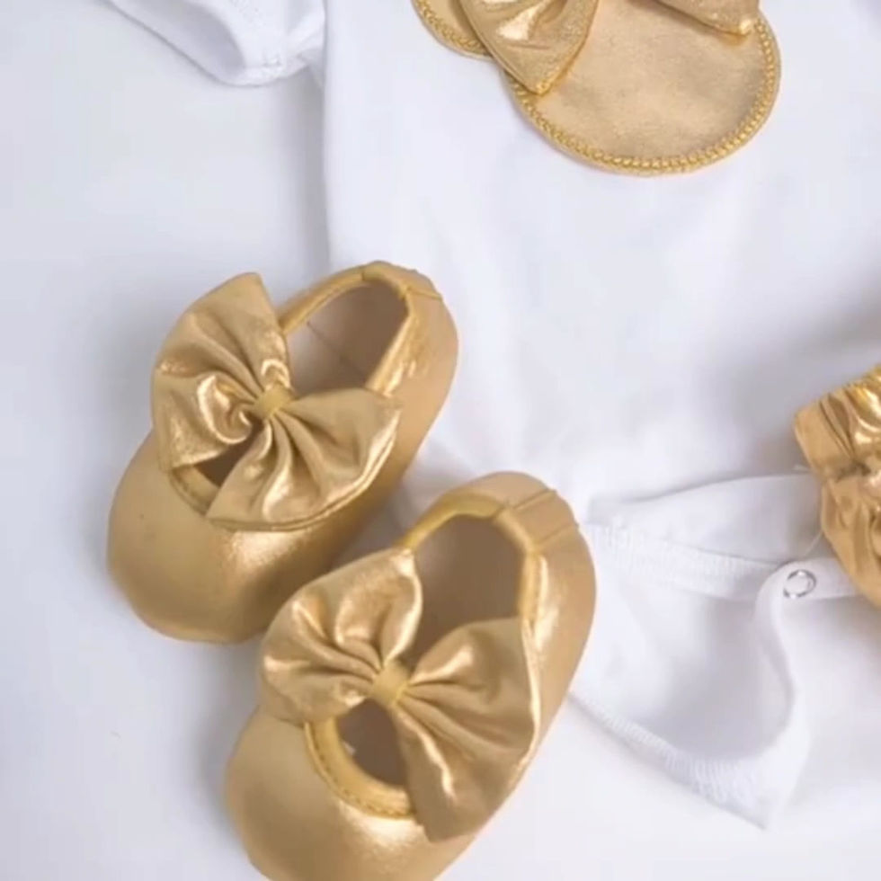 Thumbnail: Baby Girl Short Sleeve Outfit Gold PP Shorts 4pcs Set