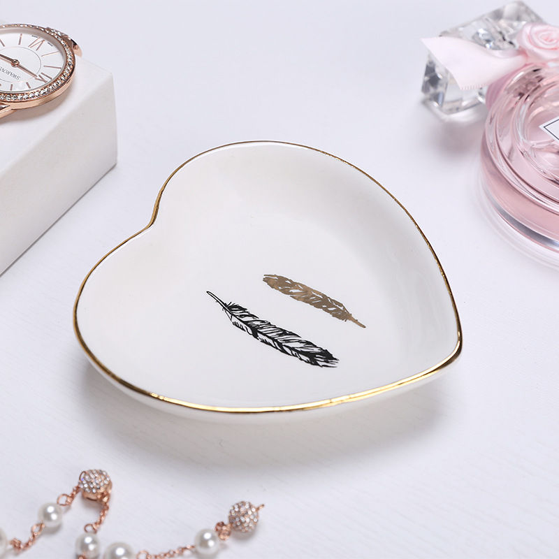 Thumbnail: Heart Shaped Love Themed Ceramic Jewelry Display Plate for Ring Necklace Stroage