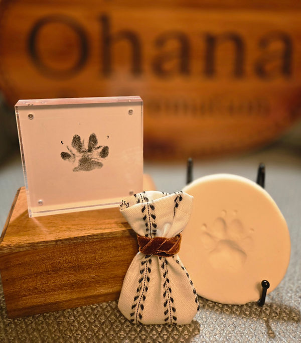 Private Cremation Standard Package includes wood urn, ink paw print, clay paw print and fur clippings