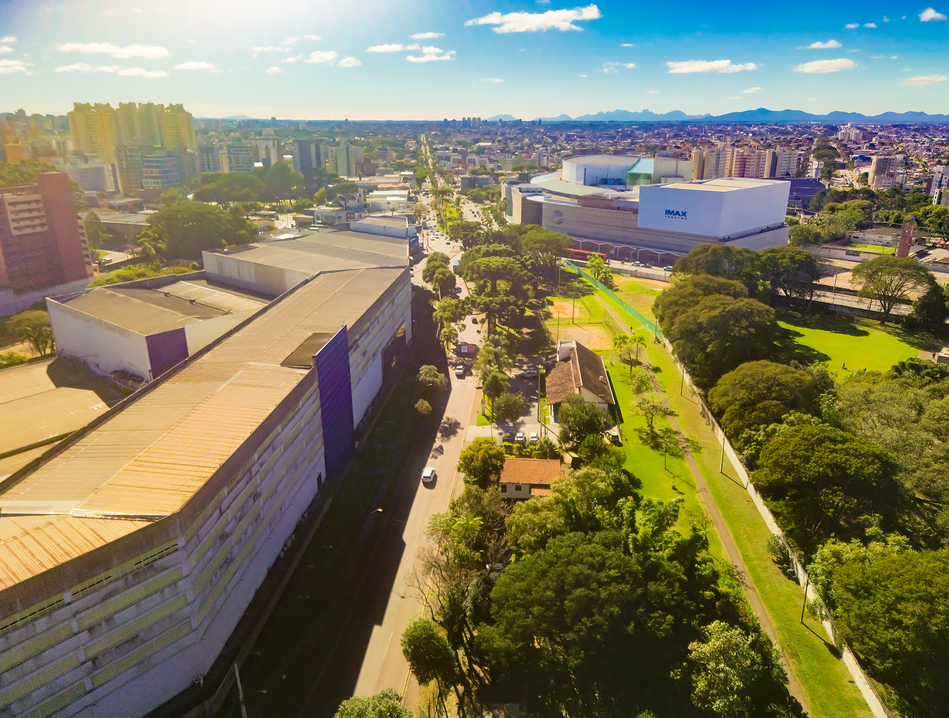 Infraestrutura próxima ao terreno