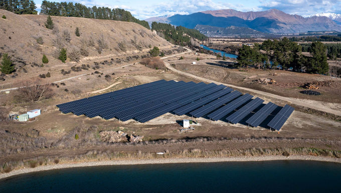 Complete 1 megawatt solar farm in central otago