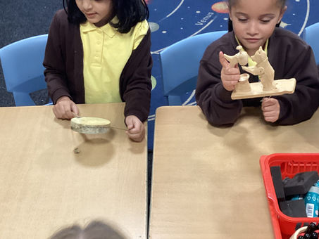 Playing Glockenspiels in Year 1 🎶🎵🎼