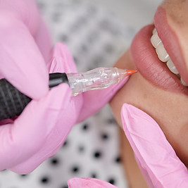 Permanent lip liner coloring around the vermilion border of the lips.jpg