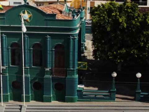 Prefeitura de Bezerros abre seleção simplificada com mais de 300 vagas e salários de até R$4 mil