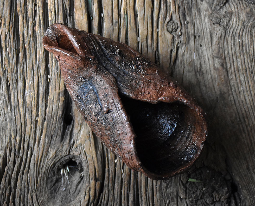 Thumbnail: Plate and Pouring Vessel #03
