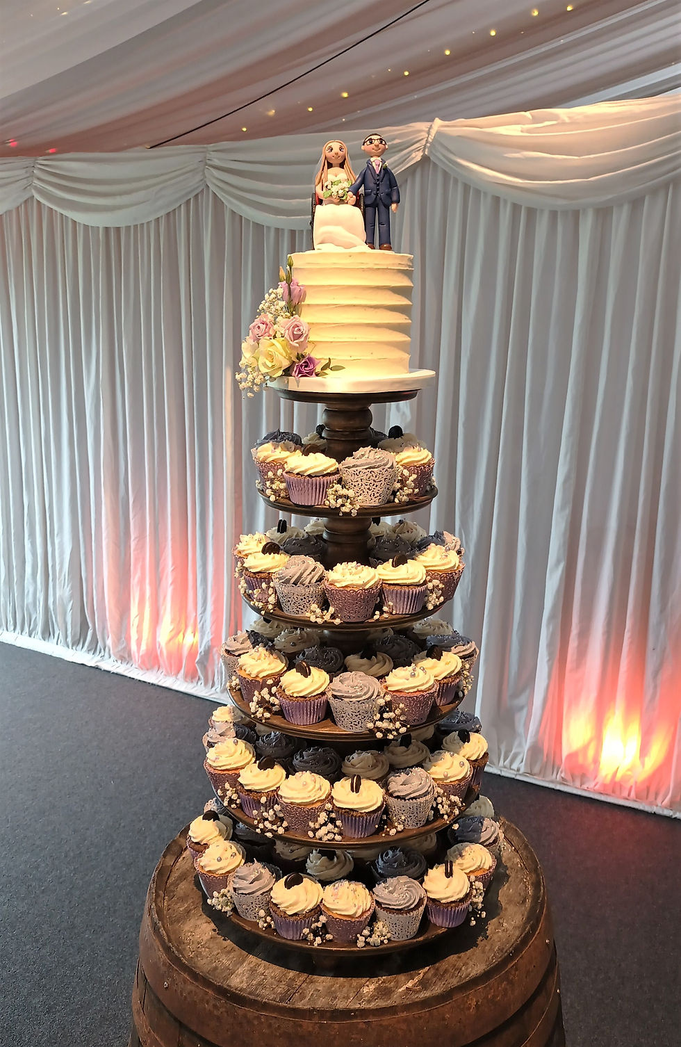 buttercream cupcake tower