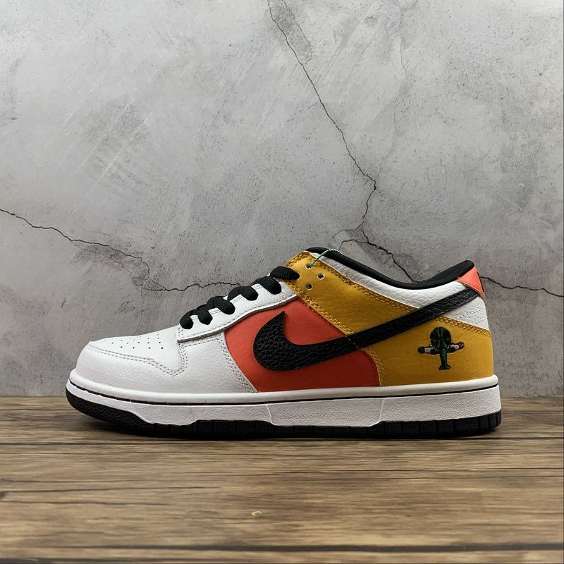 DUNK LOW PRO SB RAYGUN