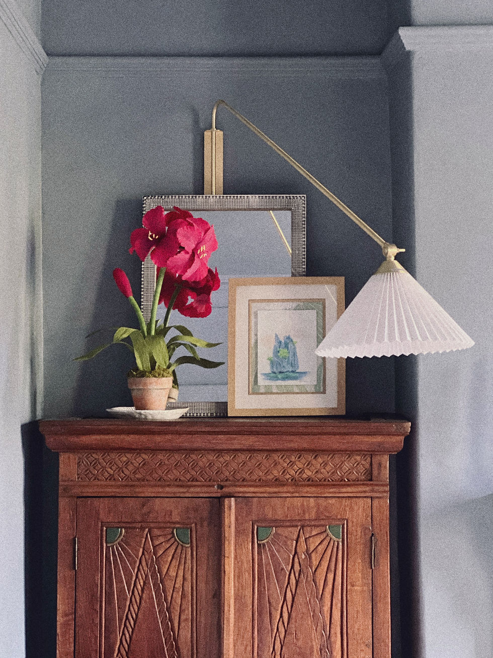 Thumbnail: Paper Amaryllis Flower Sculpture