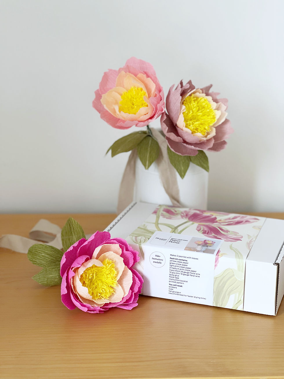 Thumbnail: Paper Peony Craft Kit
