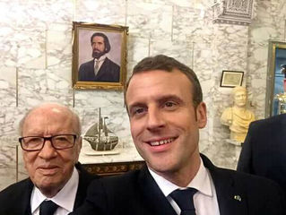 Le selfie de Macron à Carthage